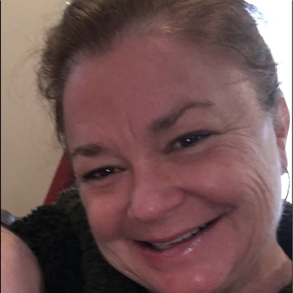 Meet your Posher, Pam - Picture 1 of 1